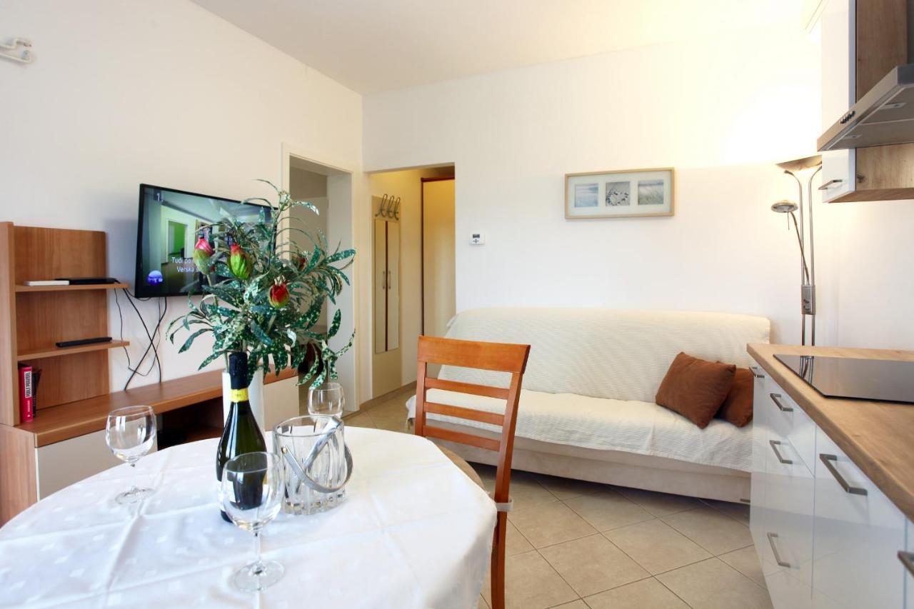 Sea View Apartments Portoroz Zm Bagian luar foto